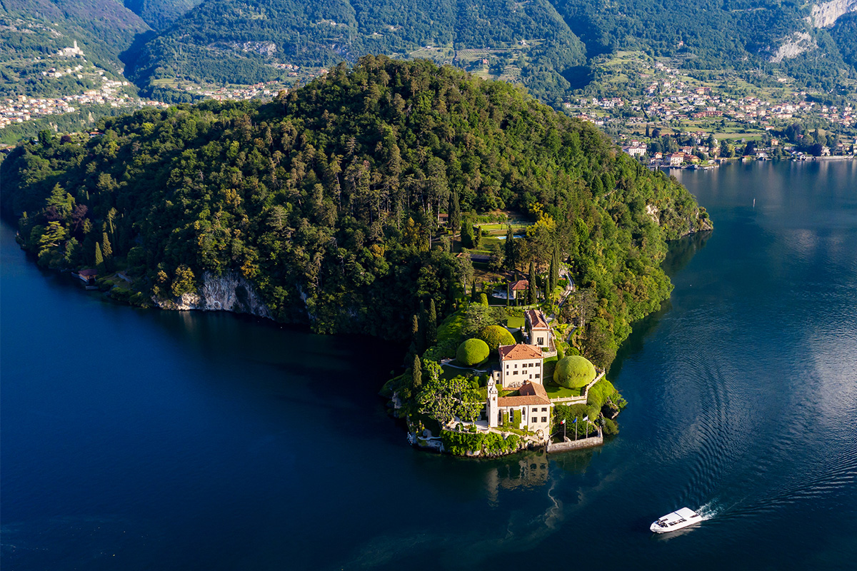 An aerial view of the beautiful Peninsula of Lavedo with Villa del Balbianello on Lake Como, Lombardy, Italy.