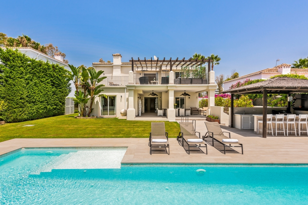 Seaside Villa Zacaluca with private garden, gym and pool in Marbella, Spain